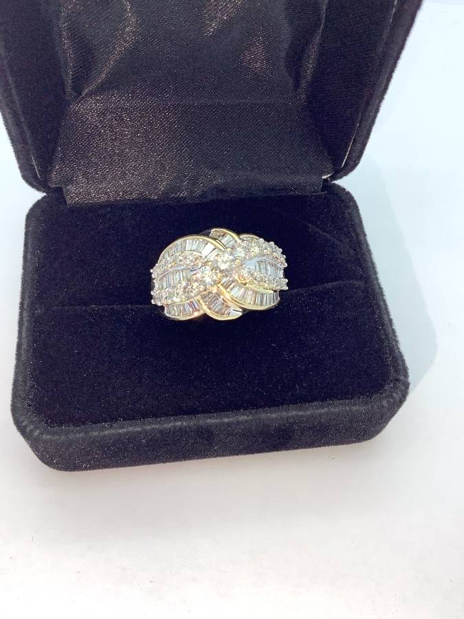 14k Diamond Cluster Ring